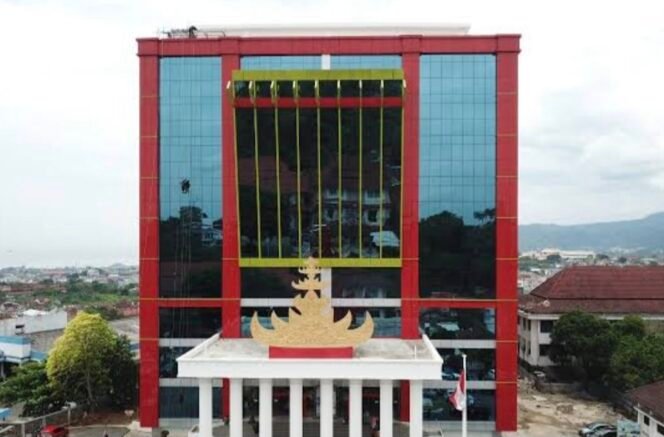 
Wali Kota Eva Dwiana Gagal Total, Atasi Macet Pasar Bambu Kuning